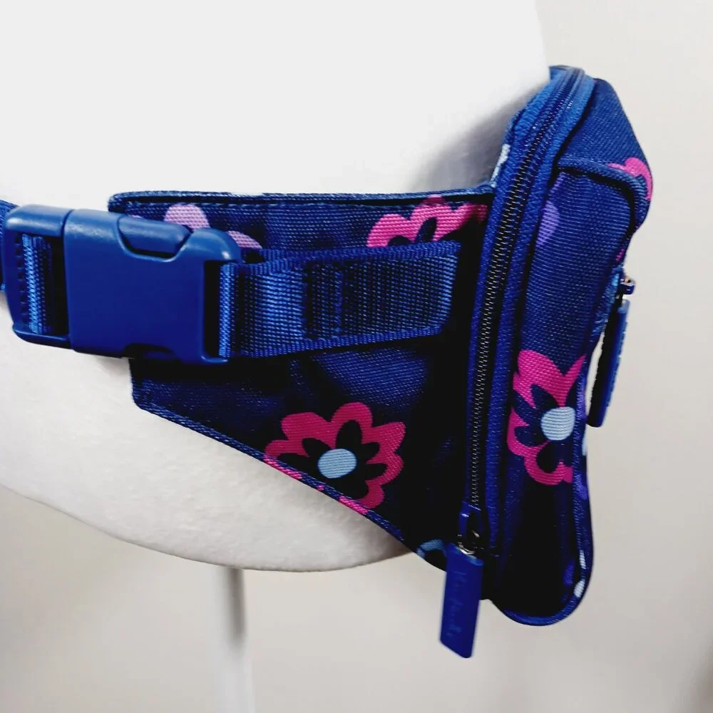 Very Bradley Blue Flowered Belt Bag 7.5 " X 7" Ellie Flowers, Fanny Pack - Picture 4 of 15